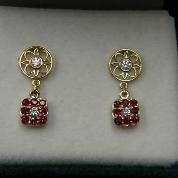 photo number five of Rubies and Diamonds Transformed item Custom55