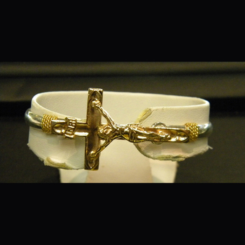 photo number one of Crucifix Turned Bracelet item Custom37